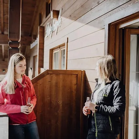 Penzion Dorfcafe Hotelpension Swirtshaus Im Dorf Unken