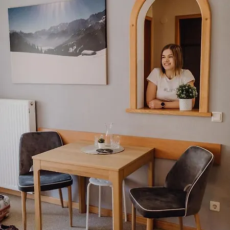 Dorfcafe イン ウンケン