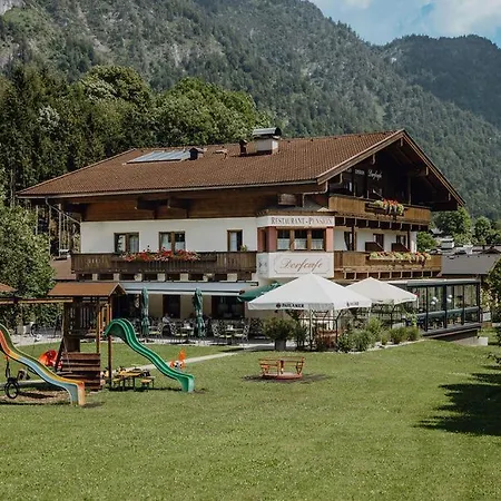 Dorfcafe Hotelpension Swirtshaus Im Dorf