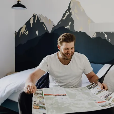 Dorfcafe Hotelpension Swirtshaus Im Dorf 宾馆 3*