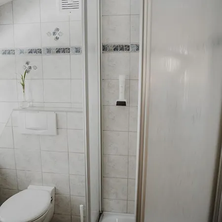 Dorfcafe Hotelpension Swirtshaus Im Dorf 3*